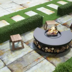 Modern patio with fire pit, stools, and artificial grass. Ideal **suelos para jardin sin obra** for a stylish outdoor space.