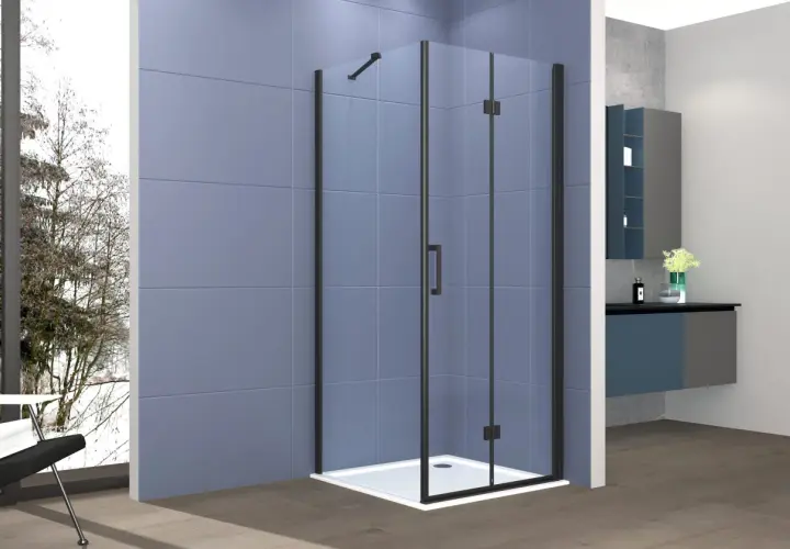 Mampara de ducha de esquina con perfilería negra, lista para instalar. Un diseño moderno para tu baño.