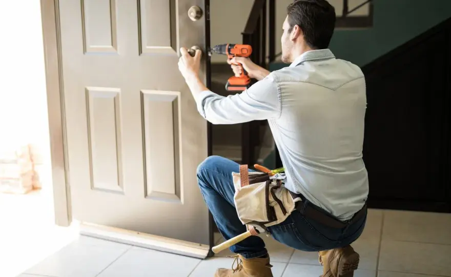 Desmontar cerradura puerta interior - Guía fácil sin daños